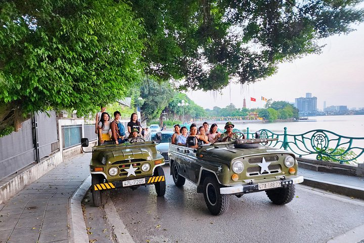 Utforska Hanois höjdpunkter och dolda pärlor på en vintage arméjeep-tur, upptäck lokalt liv och ikoniska landmärken, foto 12 | wizardtrip