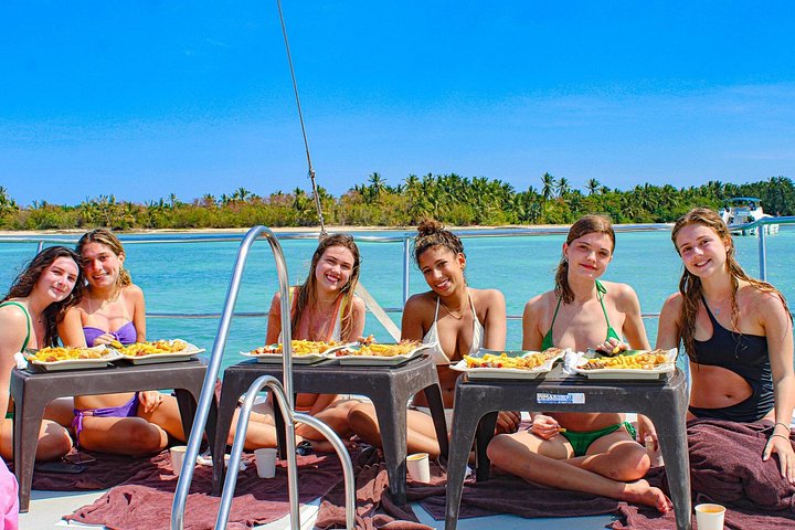 Katamarantur endast för vuxna i Punta Cana med snorkling, strandavkoppling och gourmetlunch, foto 24 | wizardtrip