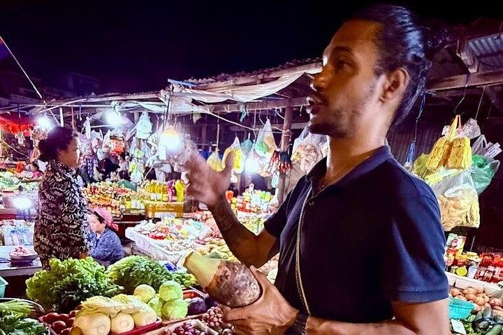 Experimente a vibrante cena de comida de rua de Phnom Penh num passeio de tuk-tuk com diversas degustações e bebidas locais, foto 6 | wizardtrip