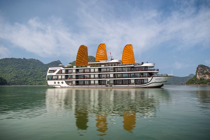 Découvrez la beauté naturelle époustouflante du Vietnam avec un circuit de 3 jours comprenant les paysages de Ninh Binh et une croisière de luxe dans les baies d'Halong et de Lan Ha, photo 33 | wizardtrip