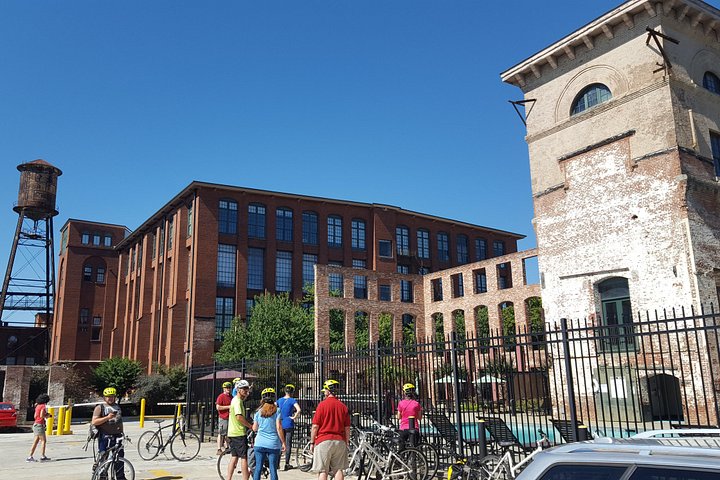 Udforsk Atlantas livlige kvarterer, gadegalleri og historiske steder på en guidet cykeltur, foto 7 | wizardtrip