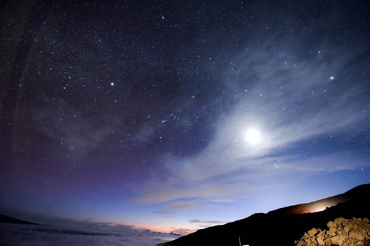 Tour pelo cume do Mauna Kea com pôr do sol e observação de estrelas na Big Island, Havai, foto 22 | wizardtrip
