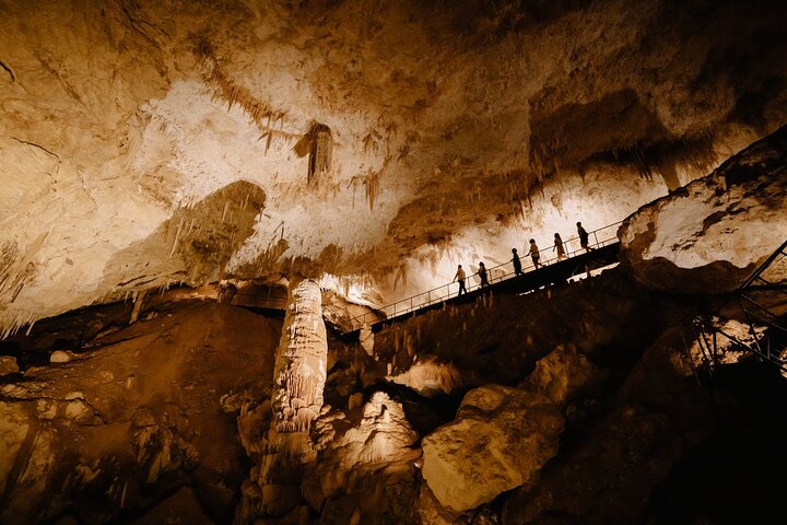 Jewel Cave Fully-guided Tour | wizardtrip