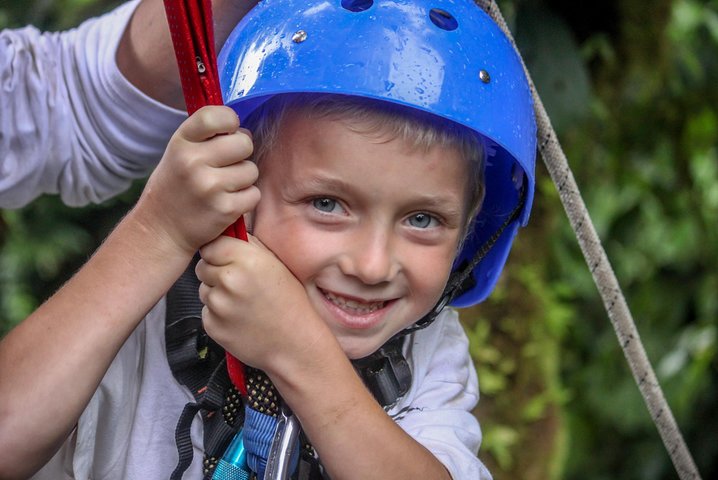 Erleben Sie Ziplining- und Canyoning-Abenteuer durch den Regenwald und die Wasserfälle Costa Ricas, Foto 9 | wizardtrip
