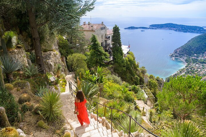 Small group tour exploring Monaco, Monte-Carlo, and Eze village from Nice, photo 9 | wizardtrip