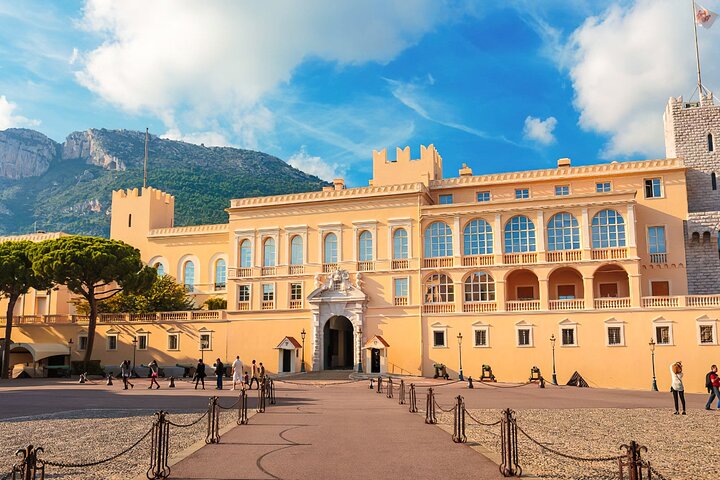 Small group tour exploring Monaco, Monte-Carlo, and Eze village from Nice, photo 15 | wizardtrip