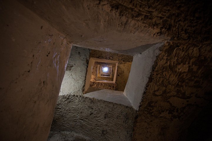 Erkunden Sie das faszinierende Untergrund von Neapel, einschließlich antiker Aquädukte und Bunker aus dem Zweiten Weltkrieg, Foto 13 | wizardtrip