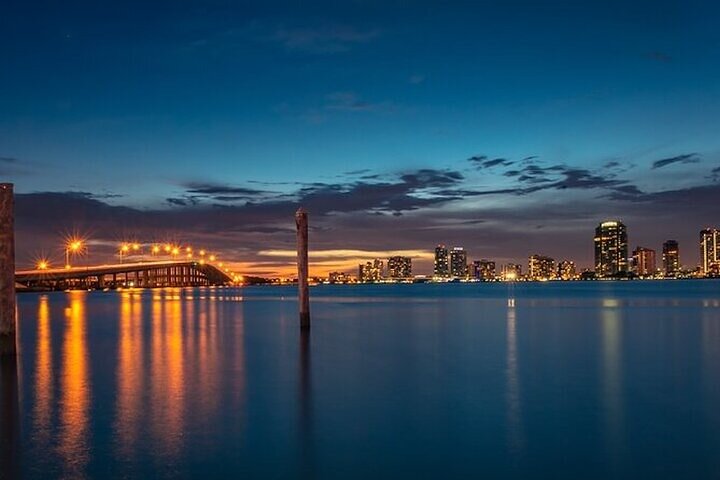 Sightseeing-Bootstour auf der Biscayne Bay, Miami, mit Skyline und Promi-Häusern, Foto 6 | wizardtrip