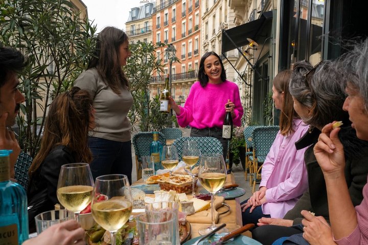 Eating Paris: Montmartre Food Tour & French Wine Experience | wizardtrip