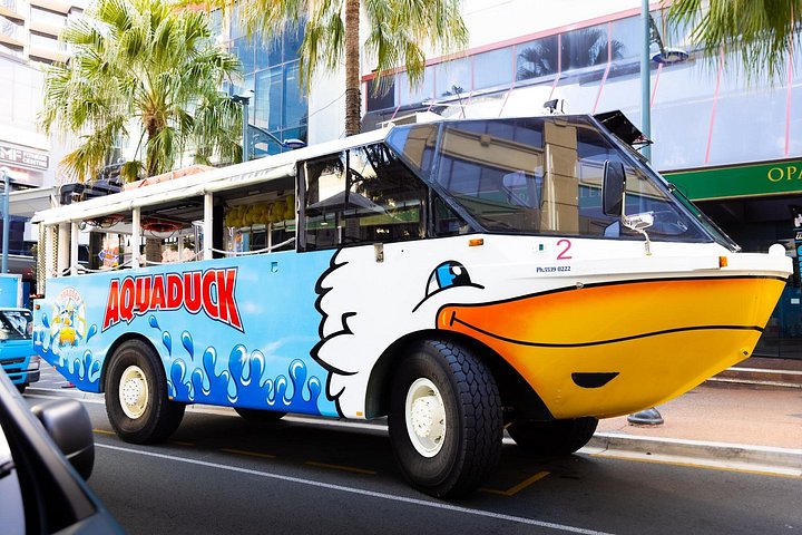Véhicule amphibie Aquaduck lors d'une excursion en ville et sur le fleuve à Gold Coast, photo 9 | wizardtrip