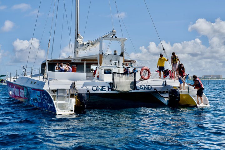 Catamaran zeil- en snorkelavontuur op Aruba met stops bij scheepswrakken en koraalriffen, foto 16 | wizardtrip