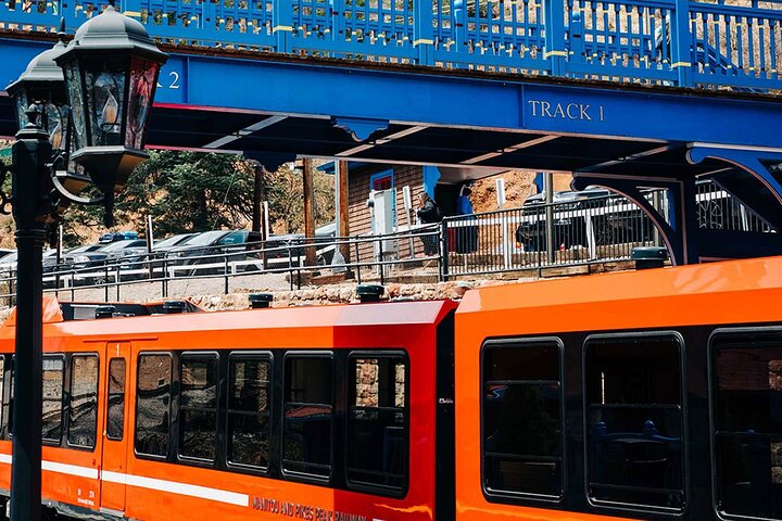 Tour mit der ikonischen Pikes Peak Cog Railway und den roten Felsen des Garden of the Gods in der Nähe von Denver, Colorado, Foto 9 | wizardtrip