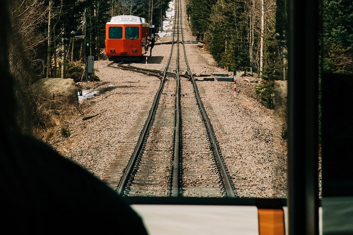 Tour mit der ikonischen Pikes Peak Cog Railway und den roten Felsen des Garden of the Gods in der Nähe von Denver, Colorado, Foto 11 | wizardtrip