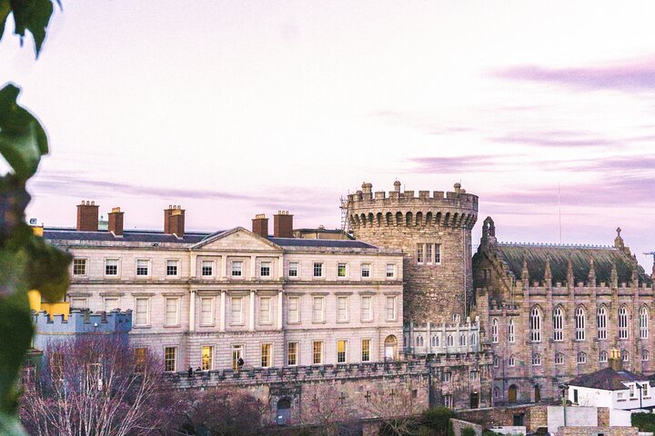 Visite guidée du Livre de Kells, du château de Dublin et de la statue de Molly Malone, photo 16 | wizardtrip