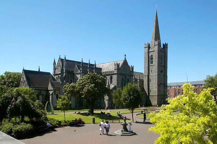 Begeleide rondleiding door historische bezienswaardigheden van Dublin, waaronder St. Patrick's Cathedral, Book of Kells en Dublin Castle, foto 6 | wizardtrip