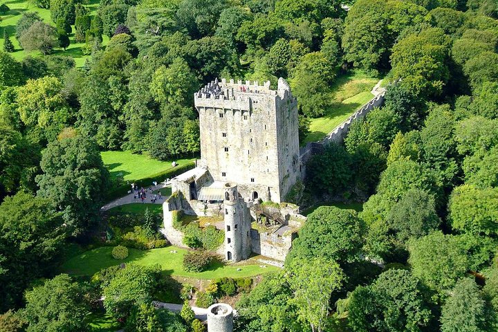 Dublin naar Rock of Cashel, Cork City & Blarney Castle Rondleiding | wizardtrip