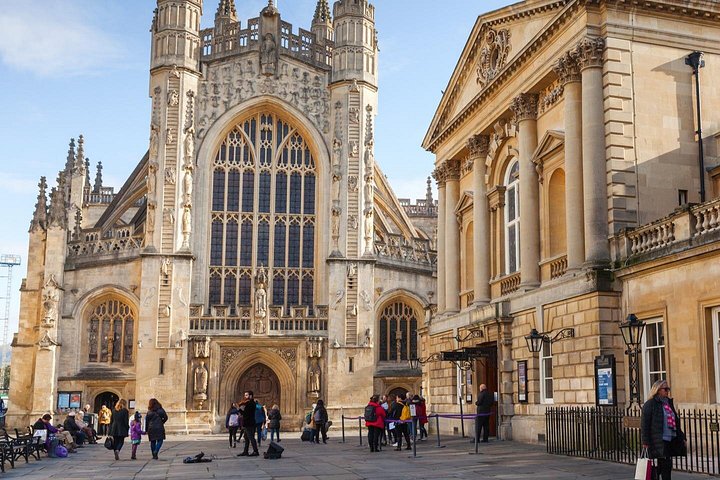 Lille gruppe tur fra London, der besøger Stonehenge, Bath og et hemmeligt sted, foto 7 | wizardtrip