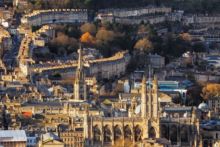 Small group tour from London to the Cotswolds, Stonehenge, and Bath, featuring historical sites and scenic villages, photo 16 | wizardtrip