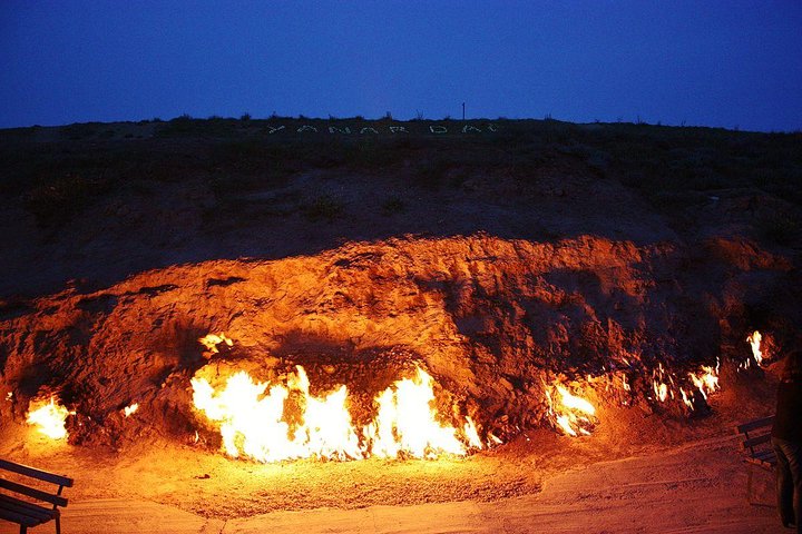 Tour de Gobustan, volcanes de lodo y sitios de fuego en Azerbaiyán, foto 11 | wizardtrip