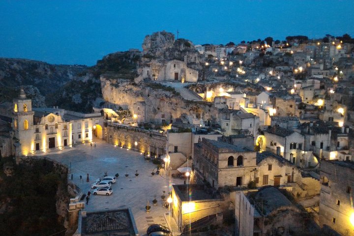 Guided Tour of Matera Sassi | wizardtrip