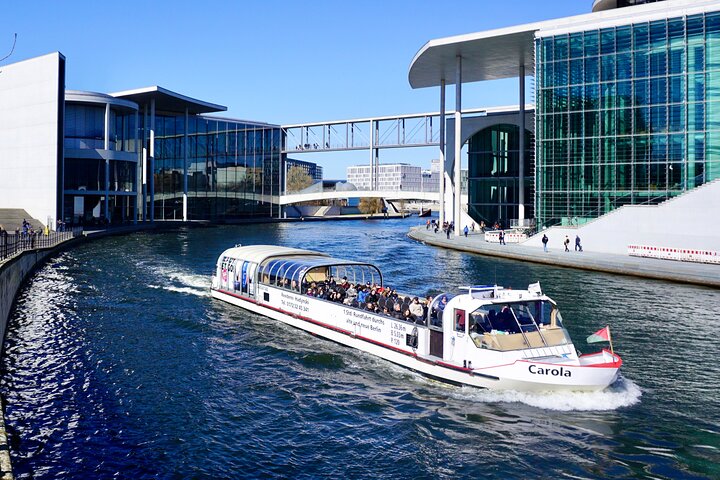 Berlin : croisière d'1h avec guide bilingue (DE/EN) | wizardtrip