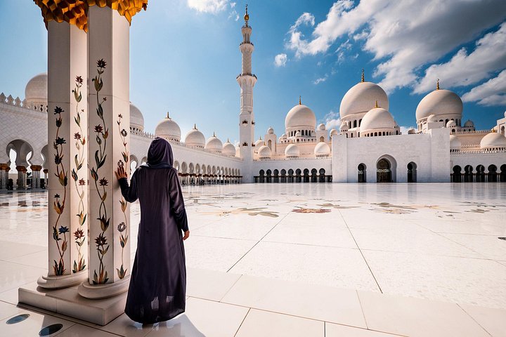 ドバイからのアブダビ日帰りツアー：グランドモスク、カスル・アル・ワタン宮殿、エティハドタワーズ、写真7 | wizardtrip