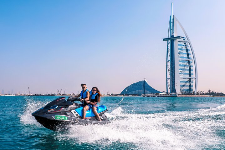 Fastest Jet Ski with Dubai Skyline, Burj Al Arab Views and Juice | wizardtrip