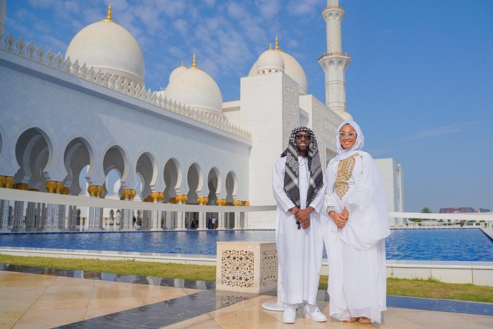 Day trip from Dubai to Abu Dhabi featuring the Grand Mosque and Louvre Museum, photo 12 | wizardtrip