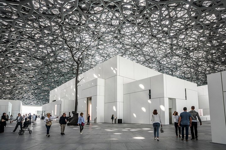Day trip from Dubai to Abu Dhabi featuring the Grand Mosque and Louvre Museum, photo 13 | wizardtrip