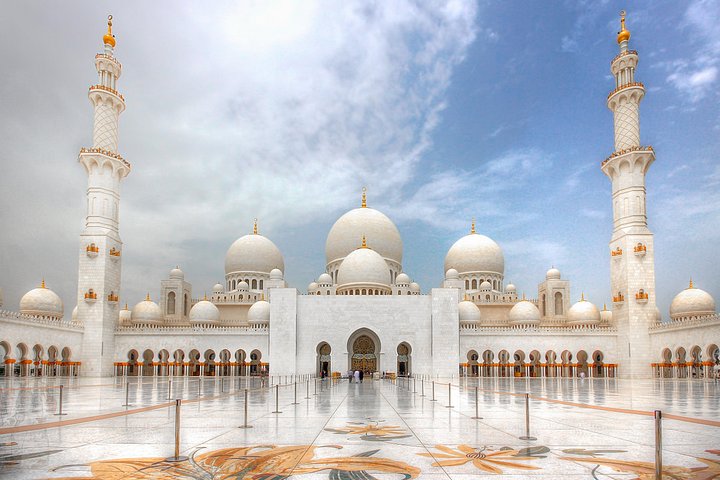 Day trip from Dubai to Abu Dhabi featuring the Grand Mosque and Louvre Museum, photo 18 | wizardtrip