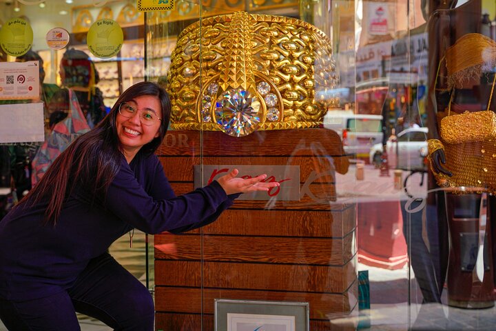 Guidet spasertur gjennom Dubais gamleby, souker og bukt med abra-tur, foto 7 | wizardtrip