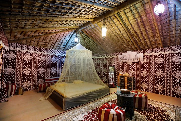 Overnattingstur i ørkenen i Dubai med sanddynedrift, kamelridning, BBQ-middag og stjernekikking, foto 8 | wizardtrip