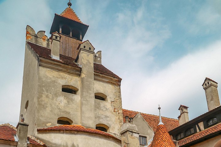 Tour met kleine groep naar Kasteel Bran, Fort Râșnov en Kasteel Peleș vanuit Brașov, Roemenië, foto 8 | wizardtrip