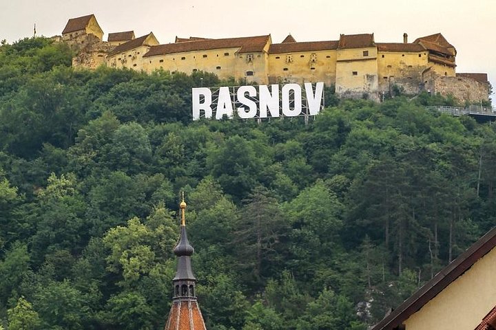 Tour met kleine groep naar Kasteel Bran, Fort Râșnov en Kasteel Peleș vanuit Brașov, Roemenië, foto 9 | wizardtrip