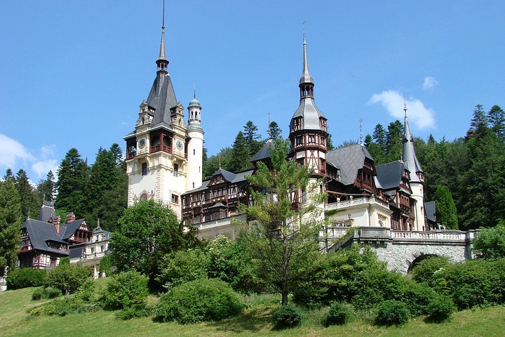 Tour met kleine groep naar Kasteel Bran, Fort Râșnov en Kasteel Peleș vanuit Brașov, Roemenië, foto 14 | wizardtrip
