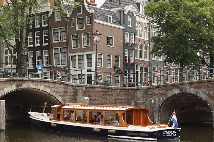 Croisière matinale sur les canaux d'Amsterdam en petit groupe | wizardtrip