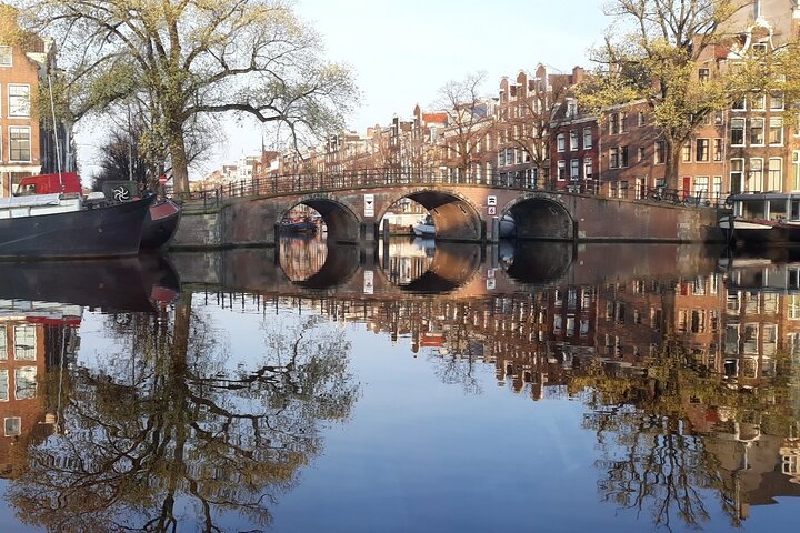 Morgensejladstur i lille gruppe i Amsterdam på en historisk båd, foto 12 | wizardtrip