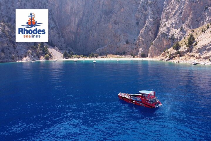 Hurtig bådtur fra Rhodos til Symi med badestop ved St. George's Bay, foto 7 | wizardtrip