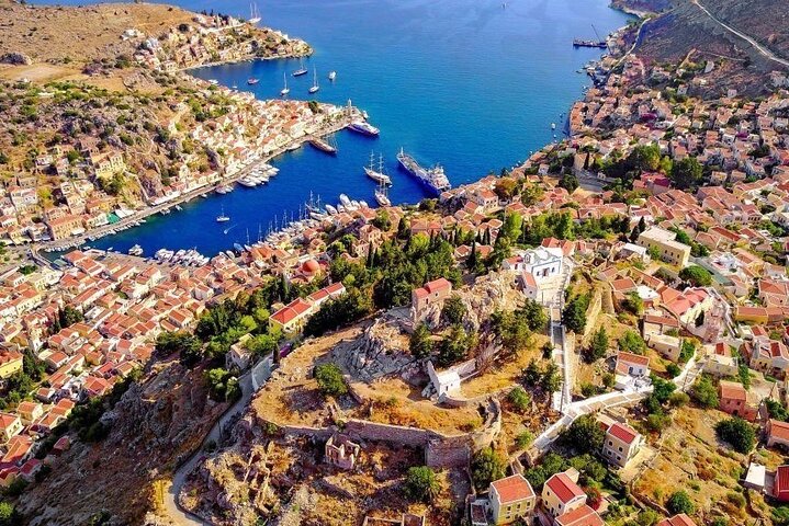 Hurtig bådtur fra Rhodos til Symi med badestop ved St. George's Bay, foto 10 | wizardtrip