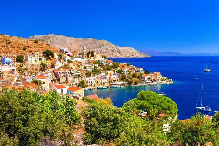 Hurtig bådtur fra Rhodos til Symi med badestop ved St. George's Bay, foto 12 | wizardtrip