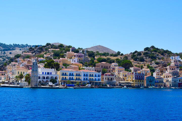 Hurtig bådtur fra Rhodos til Symi med badestop ved St. George's Bay, foto 24 | wizardtrip