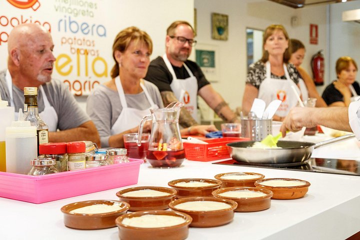 Praktische paella en tapas kookles met sangria in Madrid, Spanje, foto 6 | wizardtrip