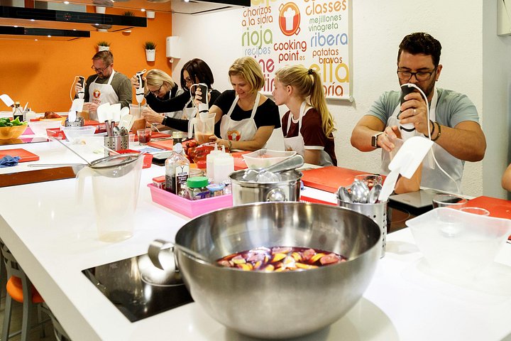 Praktische paella en tapas kookles met sangria in Madrid, Spanje, foto 8 | wizardtrip