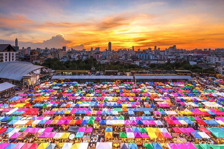 Utforska Bangkoks ikoniska tempel och Grand Palace på en guidad stadstur, foto 24 | wizardtrip