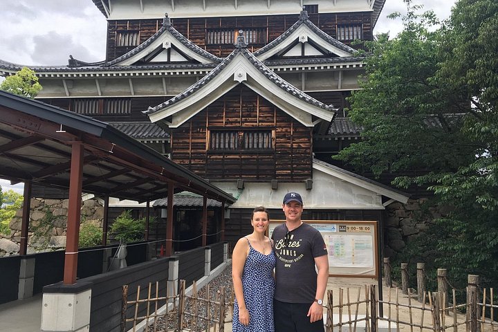 Privat guidad vandringstur till Hiroshimas historiska platser, inklusive Fredsmonumentmuseet och Hiroshimas slott, foto 13 | wizardtrip