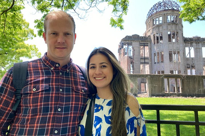 Privat guidad vandringstur till Hiroshimas historiska platser, inklusive Fredsmonumentmuseet och Hiroshimas slott, foto 26 | wizardtrip