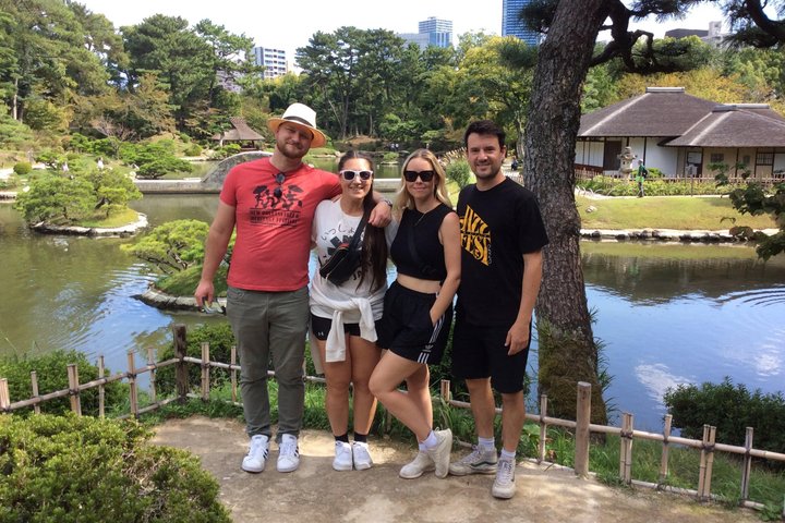 Privat guidet tur til Hiroshima Peace Memorial Park, Shukkeien Garden, Hiroshima slott og Miyajima Island med Itsukushima-helligdommen, foto 15 | wizardtrip