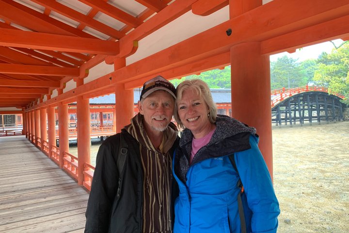 Privat guidet tur til Hiroshima Peace Memorial Park, Shukkeien Garden, Hiroshima slott og Miyajima Island med Itsukushima-helligdommen, foto 20 | wizardtrip