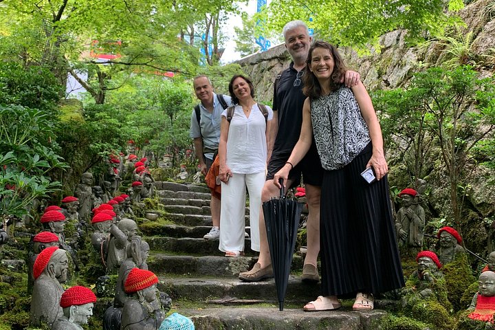 Privat guidet tur til Hiroshima Peace Memorial Park, Shukkeien Garden, Hiroshima slott og Miyajima Island med Itsukushima-helligdommen, foto 26 | wizardtrip