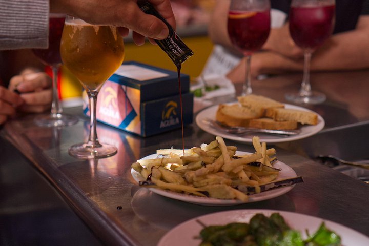 Um tour gastronômico em Málaga explorando tapas, mercados locais e ruas históricas, foto 6 | wizardtrip